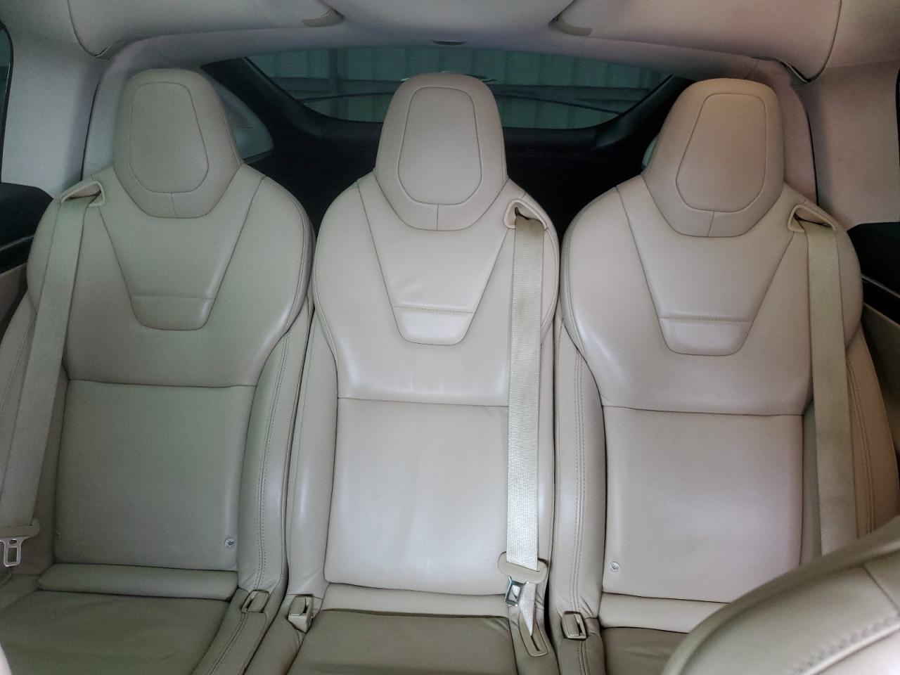 2016 Tesla Model X VIN: 5YJXCAE23GF002780 Lot: 93661235