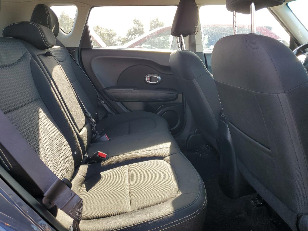 2016 Kia Soul + VIN: KNDJP3A50G7270066 Lot: 92511485