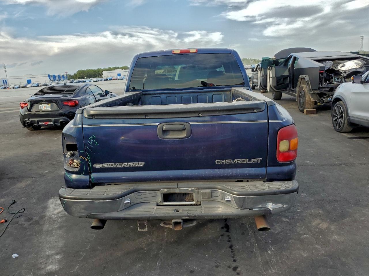 2001 Chevrolet Silverado C1500 VIN: 2GCEC19V311166908 Lot: 93535525
