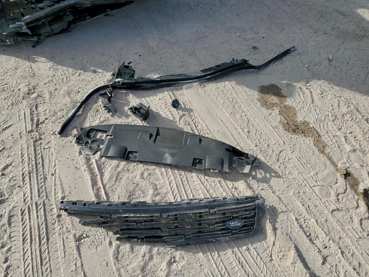 2024 Land Rover Range Rover Sport Se VIN: SAL1P9EU0RA179317 Lot: 94220105