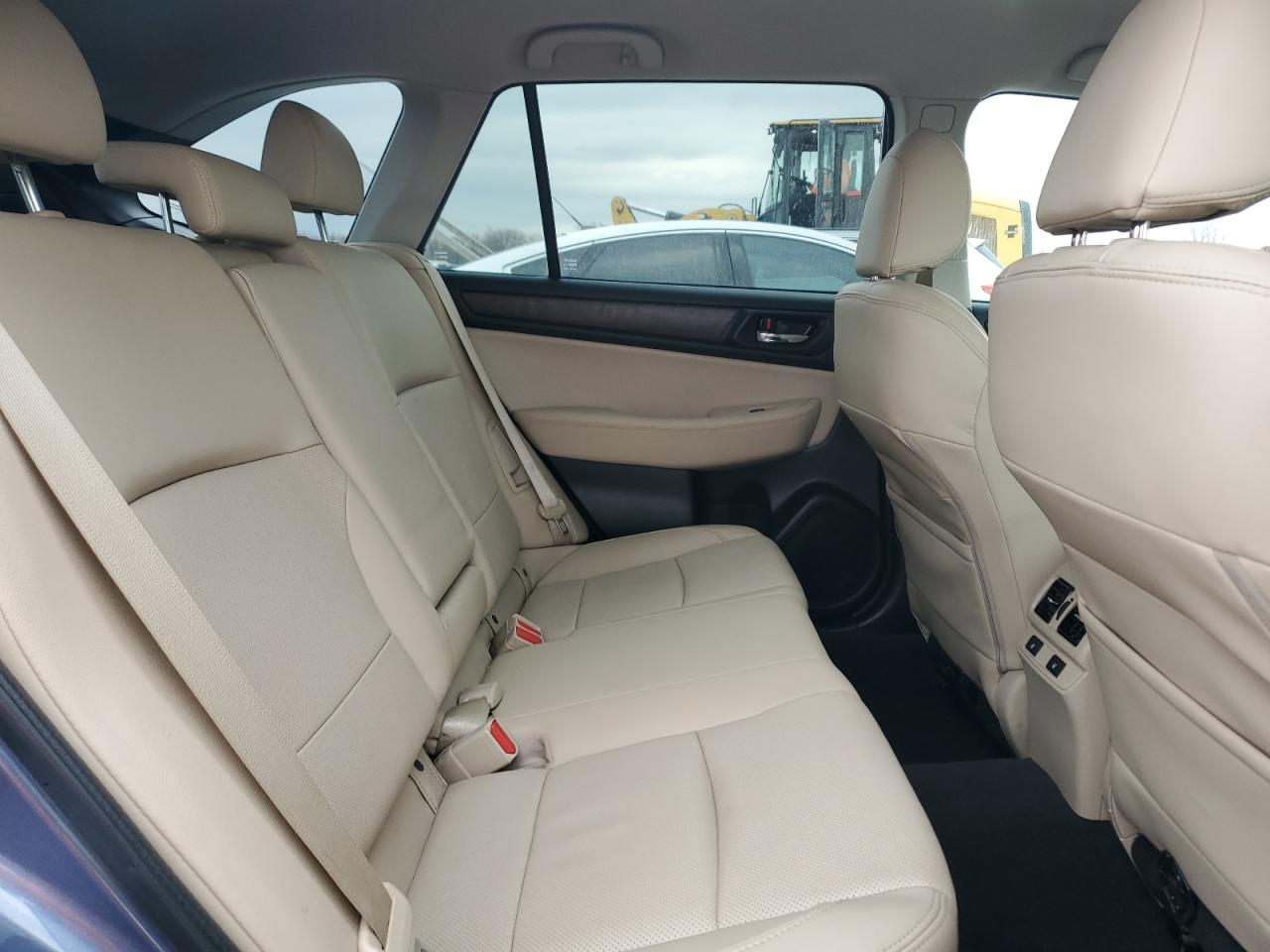 2016 Subaru Outback 2.5I Limited VIN: 4S4BSBJC2G3317550 Lot: 93177215