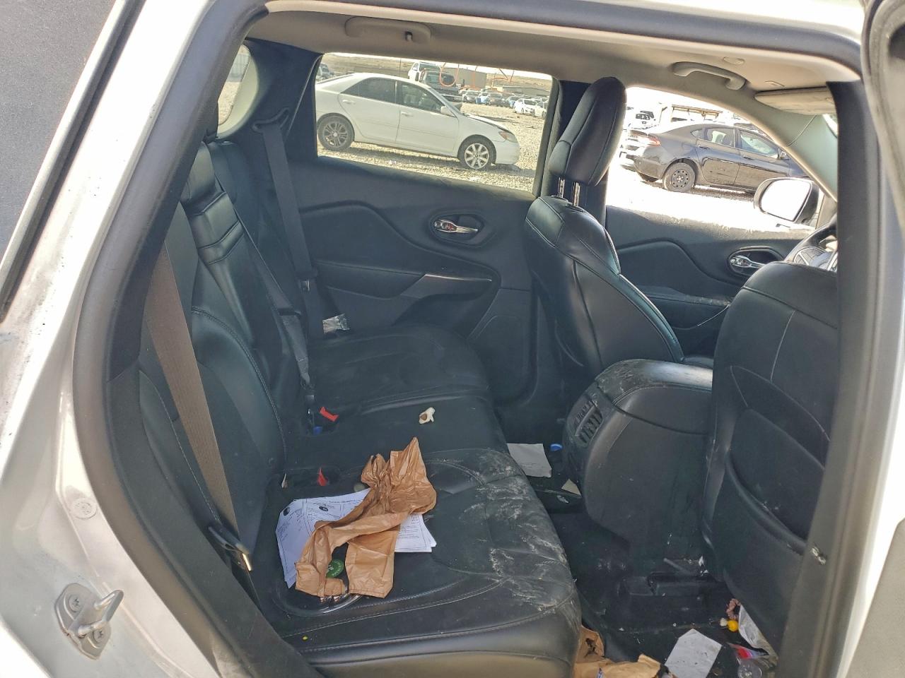 2019 Jeep Cherokee Limited VIN: 1C4PJMDNXKD301847 Lot: 93957485