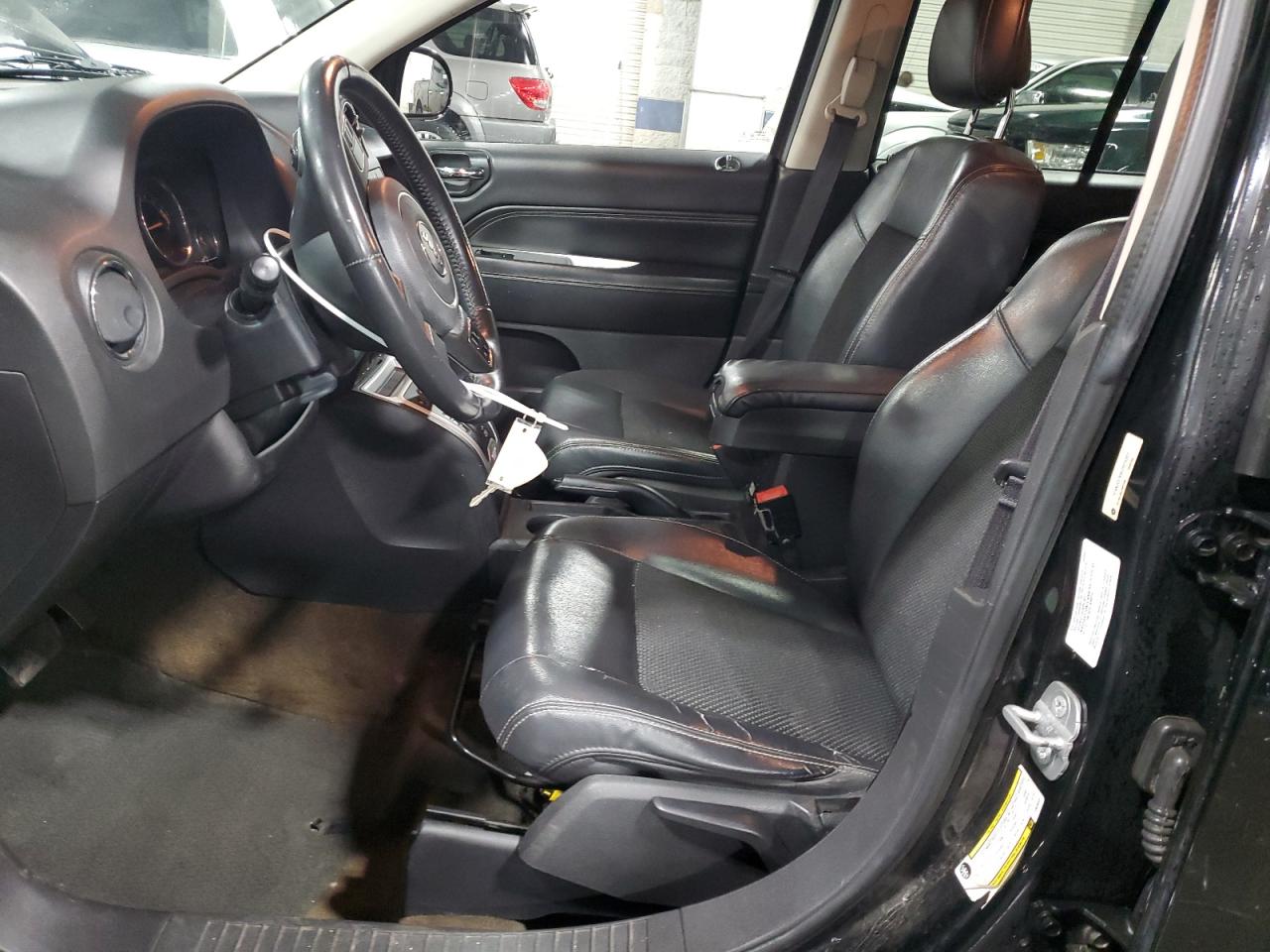 2014 Jeep Compass Latitude VIN: 1C4NJCEB8ED628323 Lot: 91975095