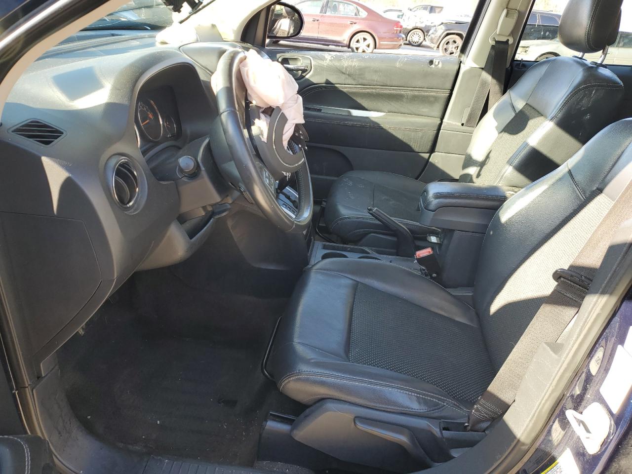 2014 Jeep Compass Latitude VIN: 1C4NJDEB4ED739358 Lot: 92437715