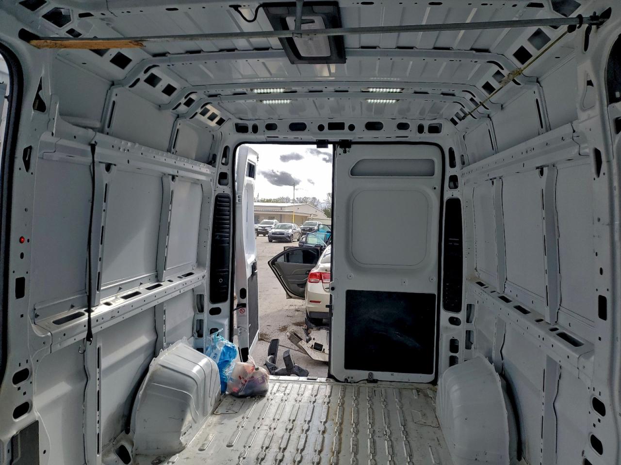 2024 Ram Promaster 2500 2500 High VIN: 3C6LRVDG7RE141649 Lot: 93669405