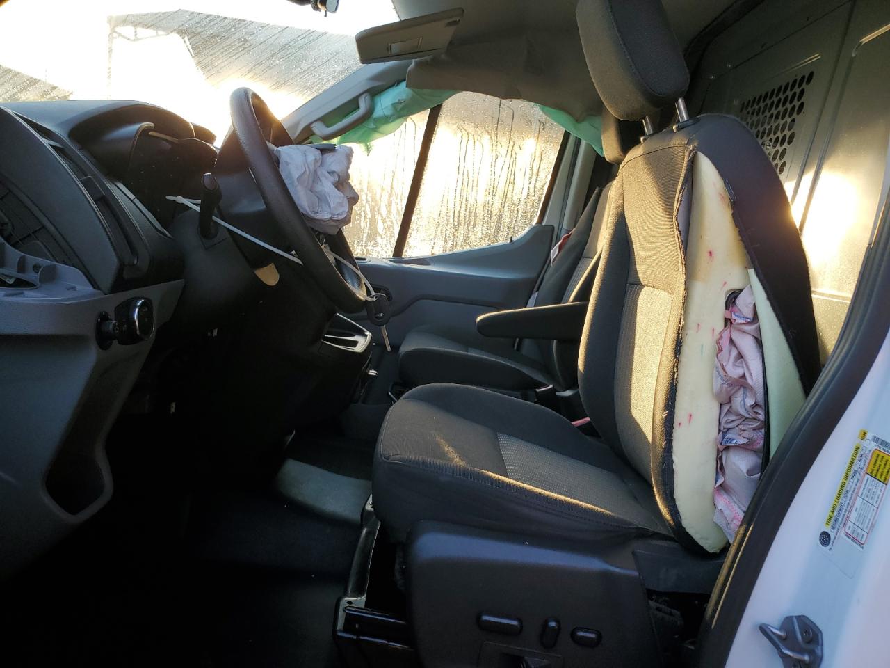 2018 Ford Transit 150 VIN: 1FTYE1YM6JKA07171 Lot: 91193665