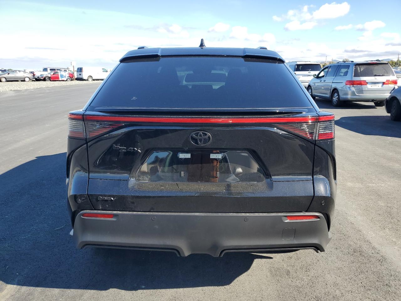 2025 Toyota Bz4X Xle VIN: JTMAAAAA9SA070253 Lot: 91430895