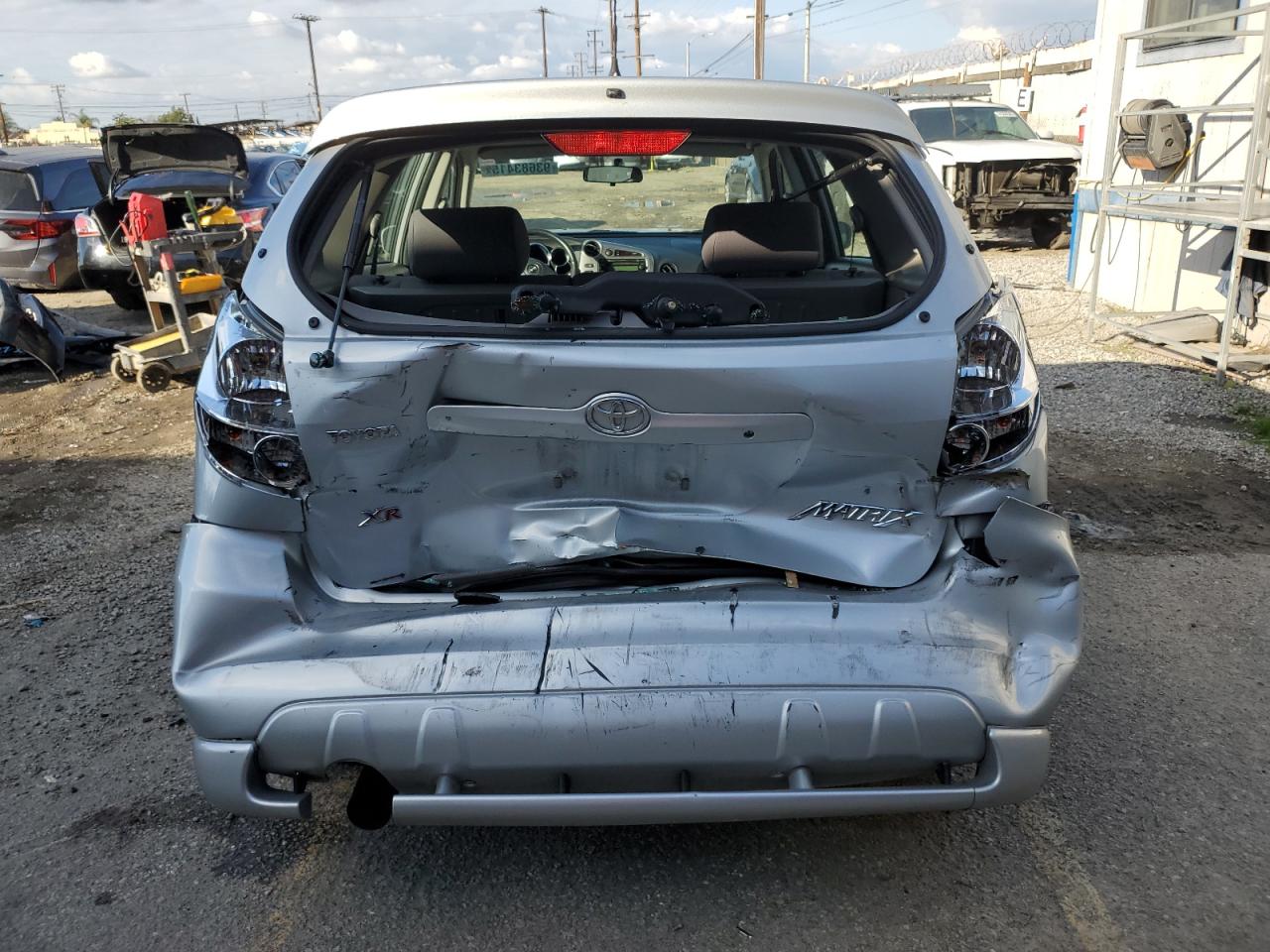 2006 Toyota Corolla Matrix Xr VIN: 2T1KR32E16C561041 Lot: 93683415