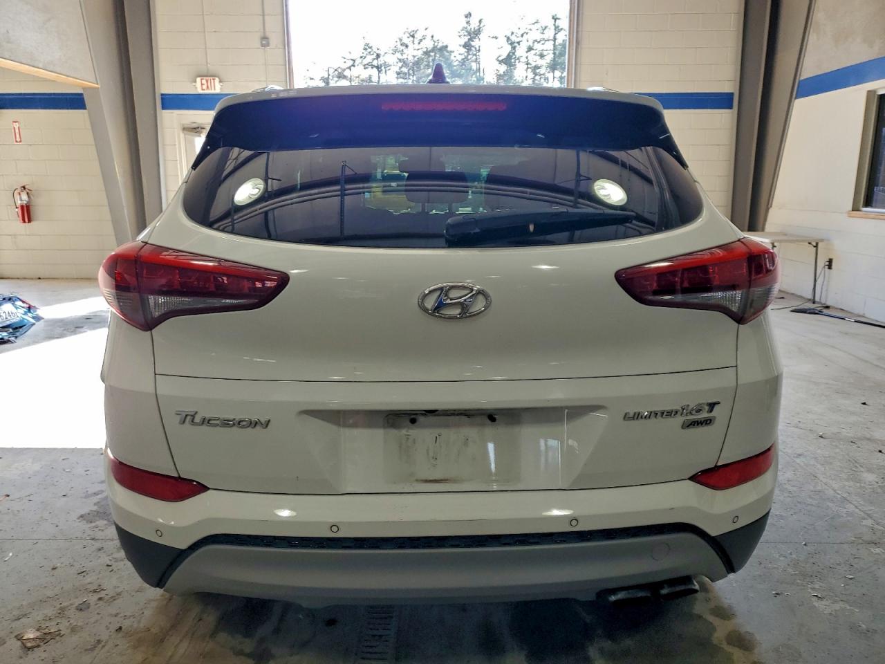 2018 Hyundai Tucson Value VIN: KM8J3CA21JU623209 Lot: 94319945