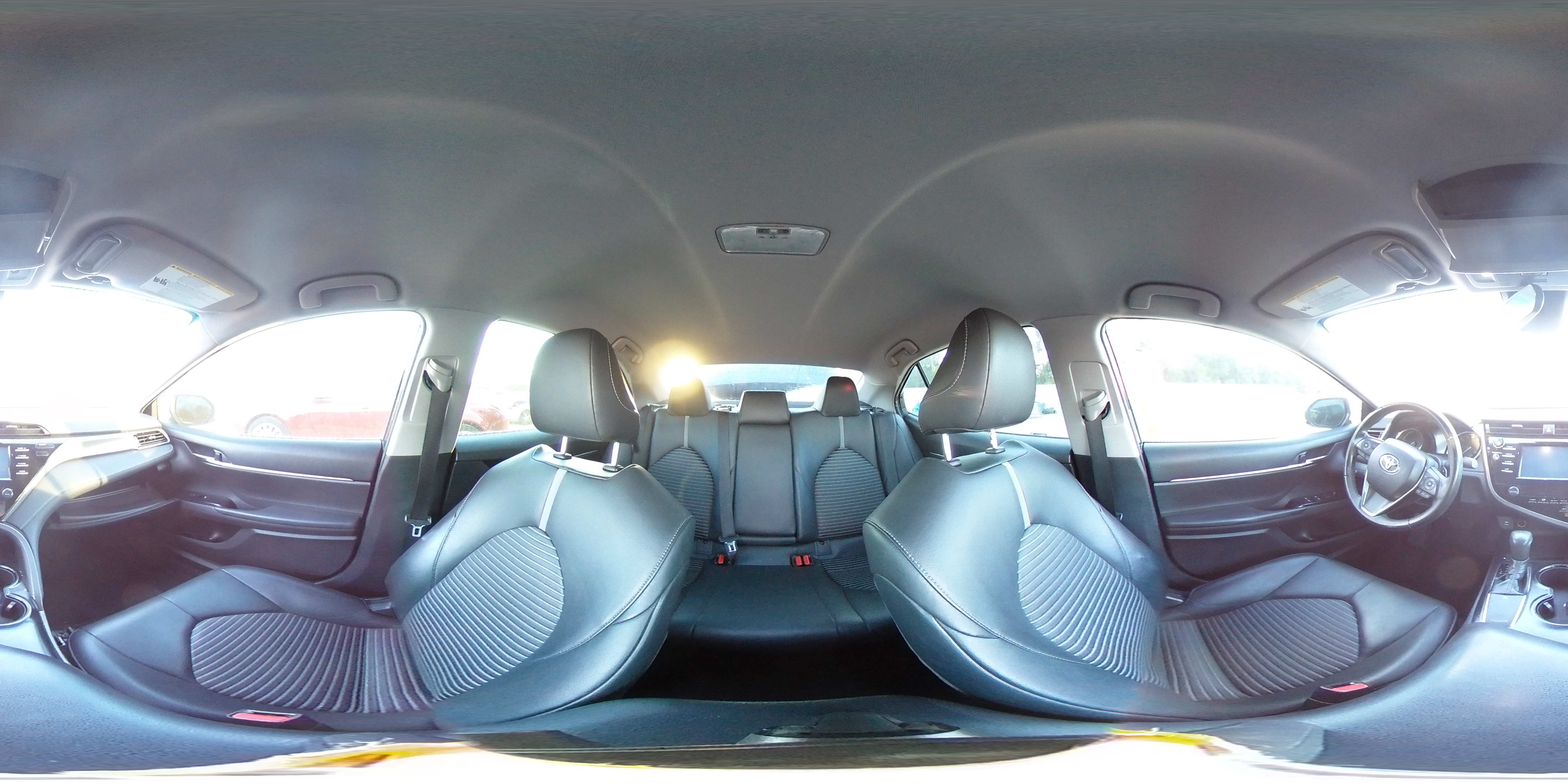 2019 Toyota Camry L VIN: 4T1B11HK8KU682800 Lot: 93599835