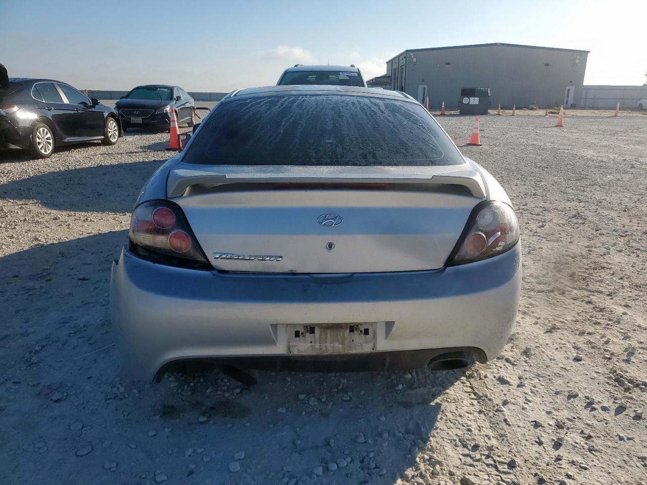 2008 Hyundai Tiburon Gs VIN: KMHHM66D68U293021 Lot: 91880825
