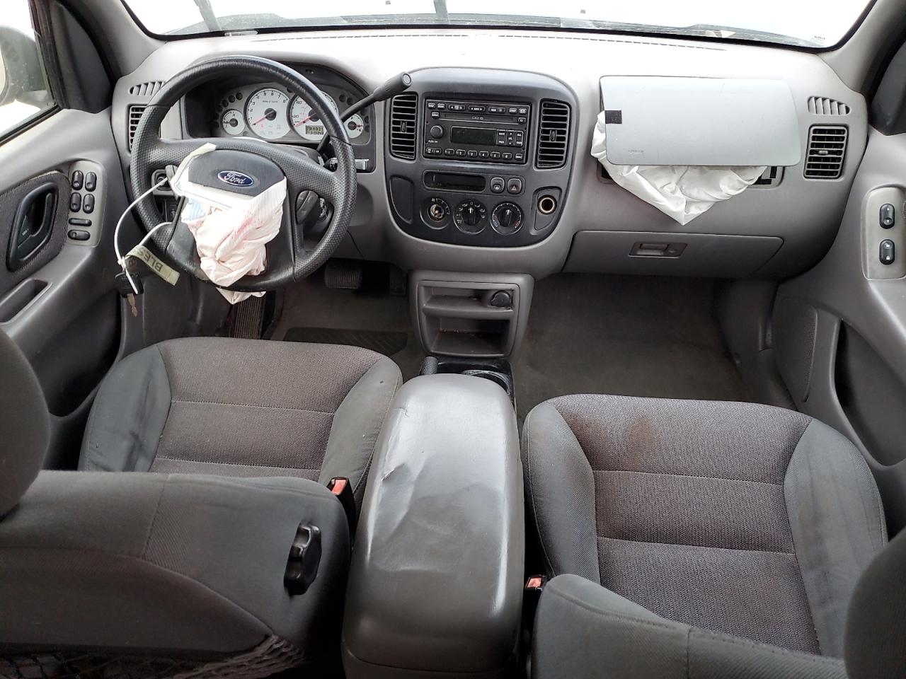 2002 Ford Escape Xlt VIN: 1FMYU03132KB12421 Lot: 93733205