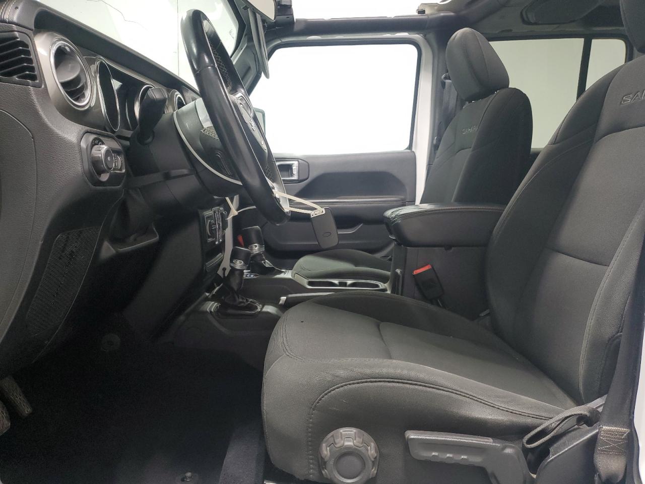 2019 Jeep Wrangler Unlimited Sahara VIN: 1C4HJXEN3KW527950 Lot: 91648205