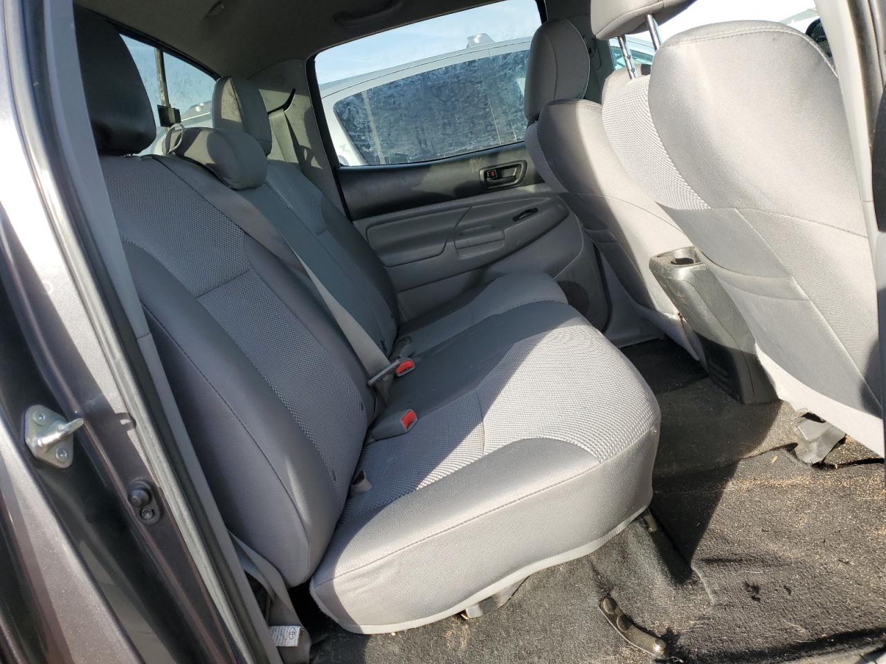 2014 Toyota Tacoma Double Cab VIN: 3TMLU4EN2EM163301 Lot: 92313715