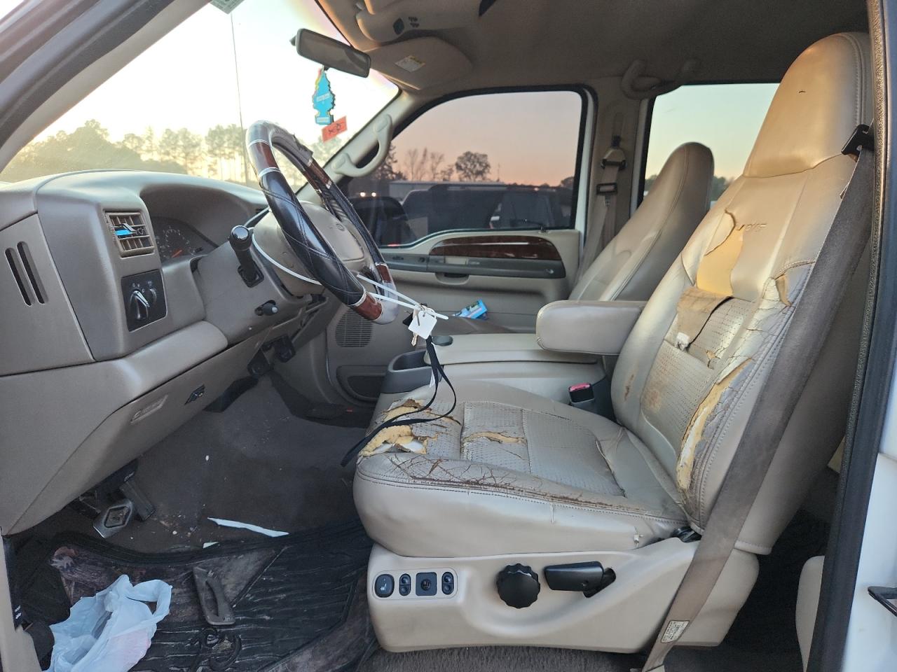 2000 Ford F250 Super Duty VIN: 1FTNW21S0YEA33062 Lot: 93315055