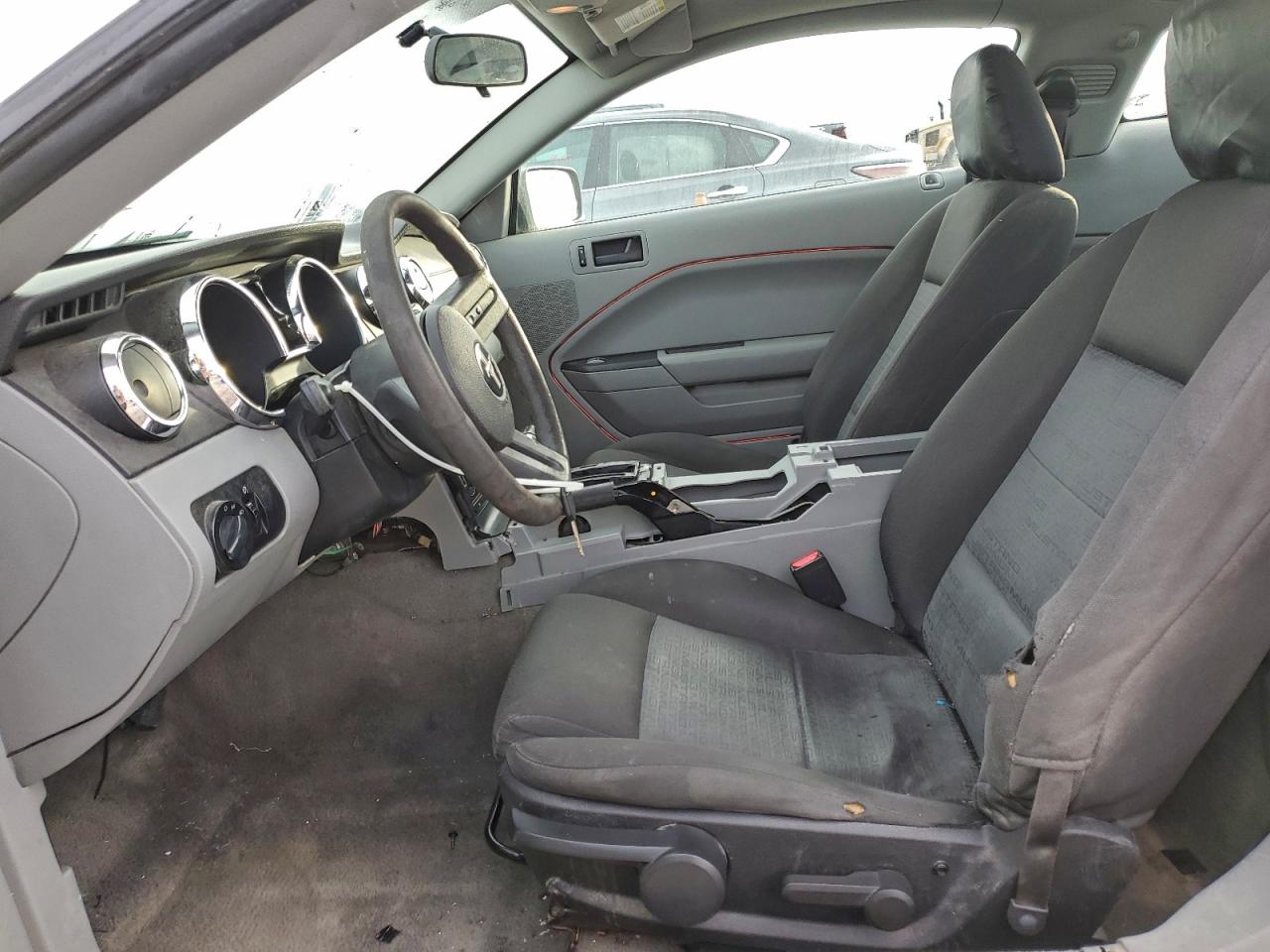 2007 Ford Mustang VIN: 1ZVFT80N075273431 Lot: 94418935