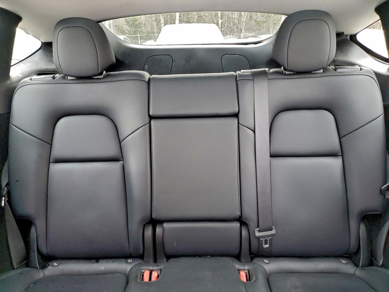 2023 Tesla Model Y VIN: 7SAYGDEE0PF690549 Lot: 93632205