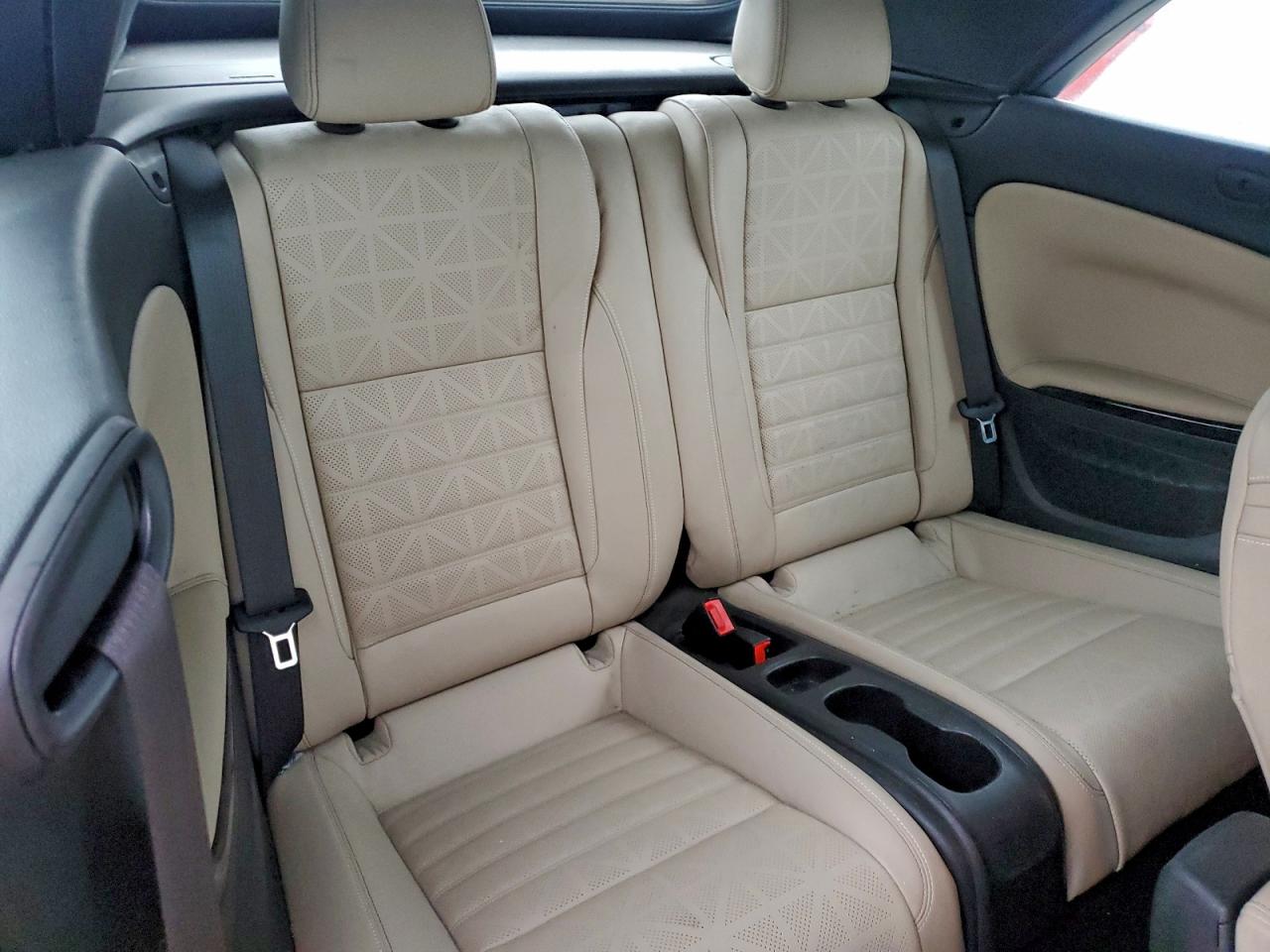 2016 Buick Cascada Premium VIN: W04WT3N57GG055564 Lot: 93625255