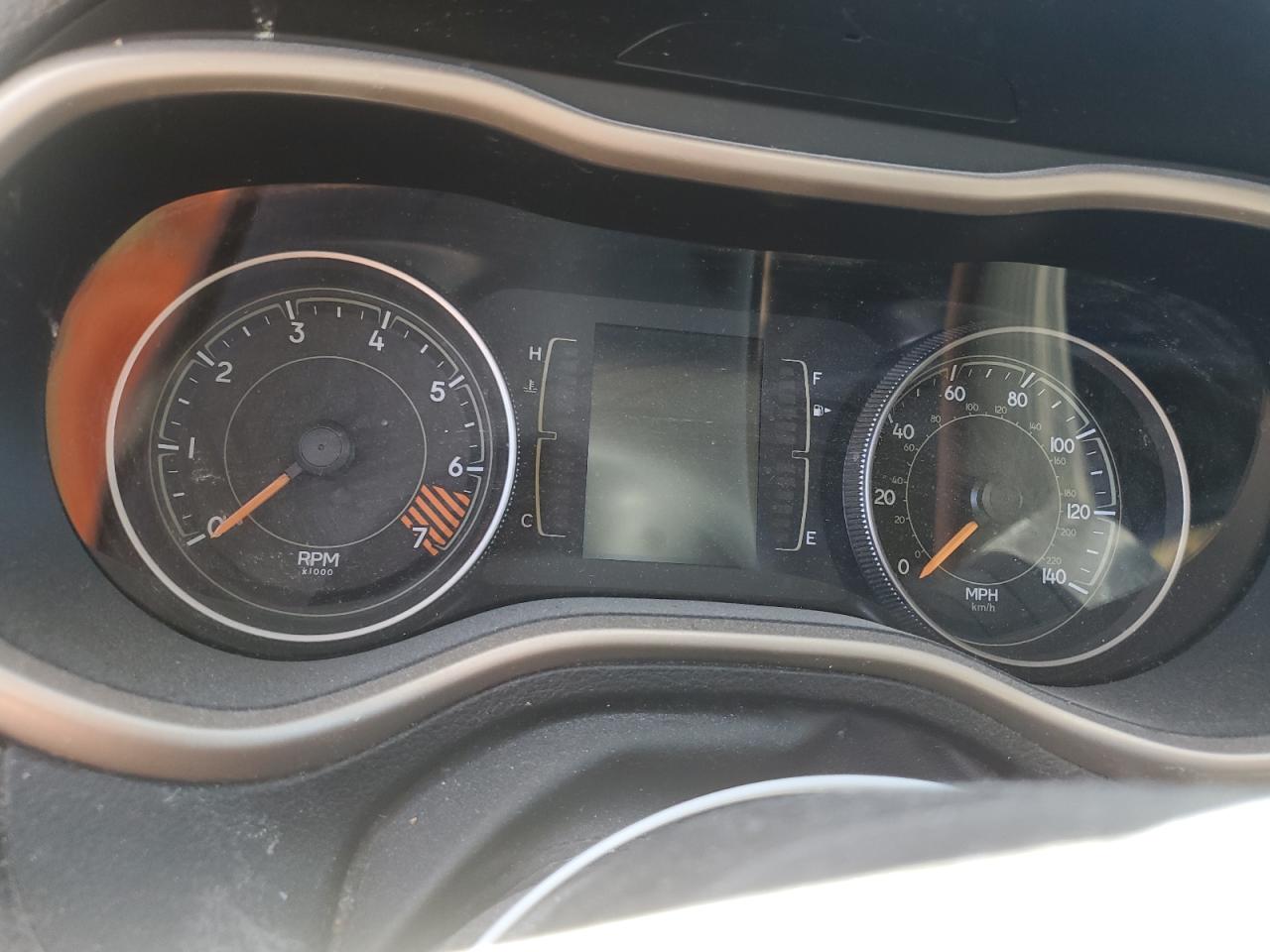 2015 Jeep Cherokee Sport VIN: 1C4PJLAB4FW660674 Lot: 91660875