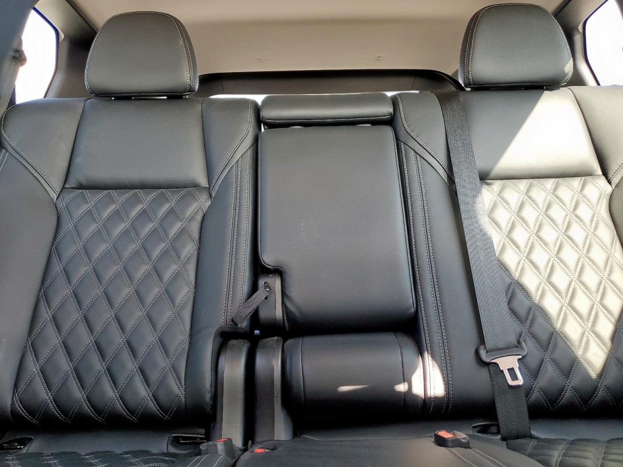 2024 Mitsubishi Outlander Sel VIN: JA4J3WA83RZ009748 Lot: 92698765