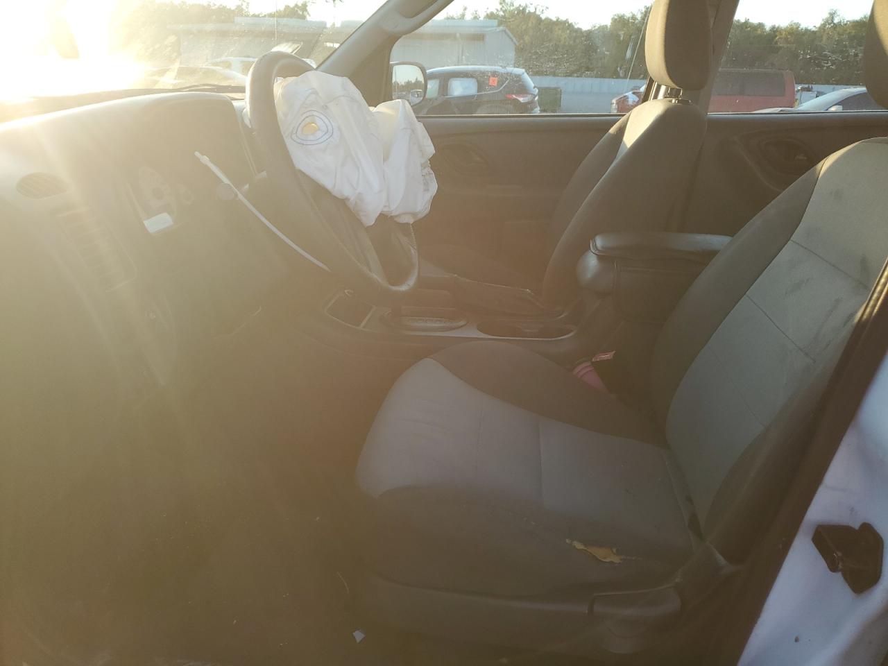 2006 Ford Escape Xls VIN: 1FMYU02Z16KC05855 Lot: 93634145