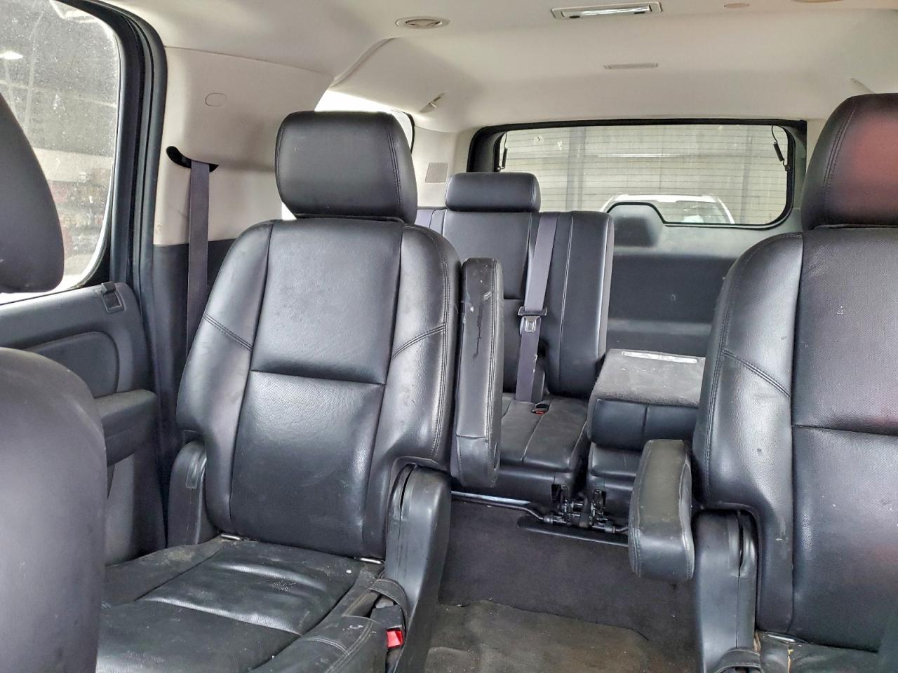 2011 Chevrolet Suburban K1500 Ltz VIN: 1GNSKKE38BR321470 Lot: 93453595