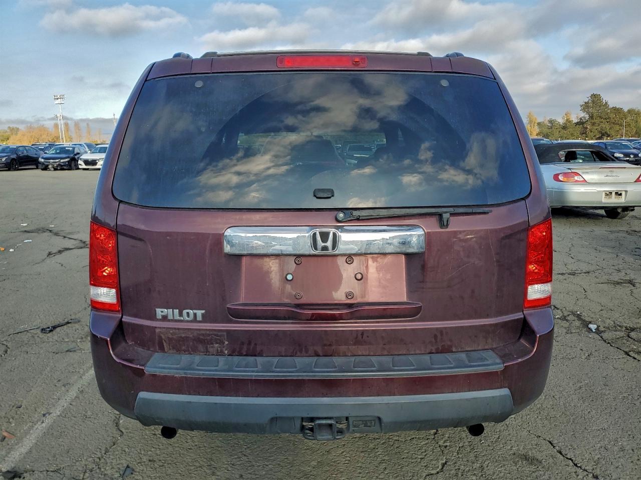 2010 Honda Pilot Lx VIN: 5FNYF3H28AB001120 Lot: 90648135