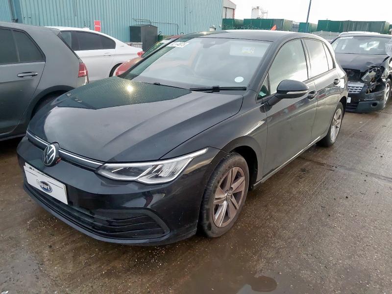 2021 VOLKSWAGEN GOLF 1.5 TSI 150 LIFE 5DR for sale at Copart ROCHFORD