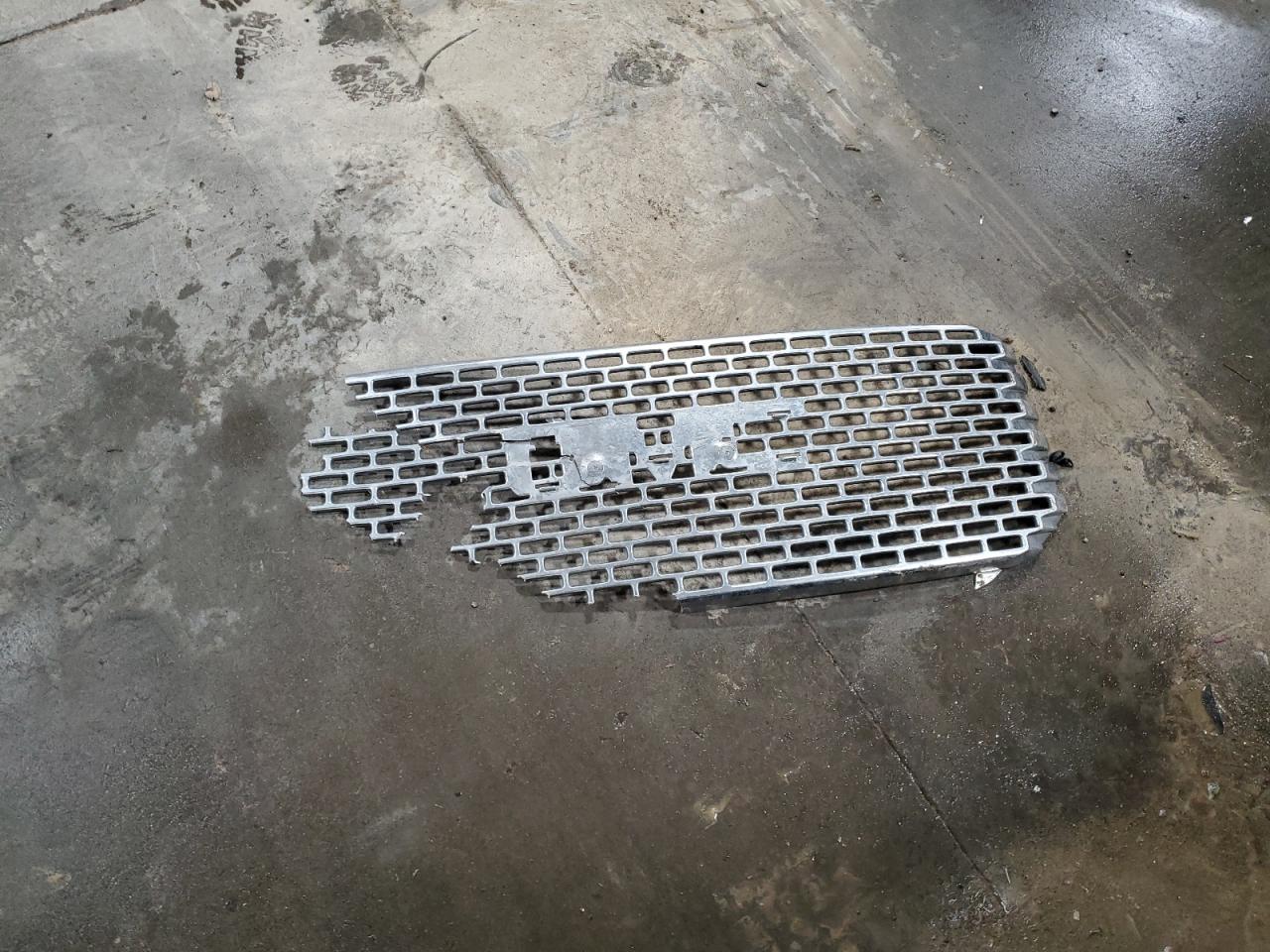 2015 GMC Yukon Denali VIN: 1GKS2CKJXFR282103 Lot: 92020055