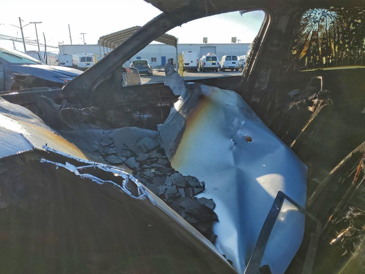 2014 Mercedes-Benz E 350 VIN: WDDHF5KB7EA848106 Lot: 94321085