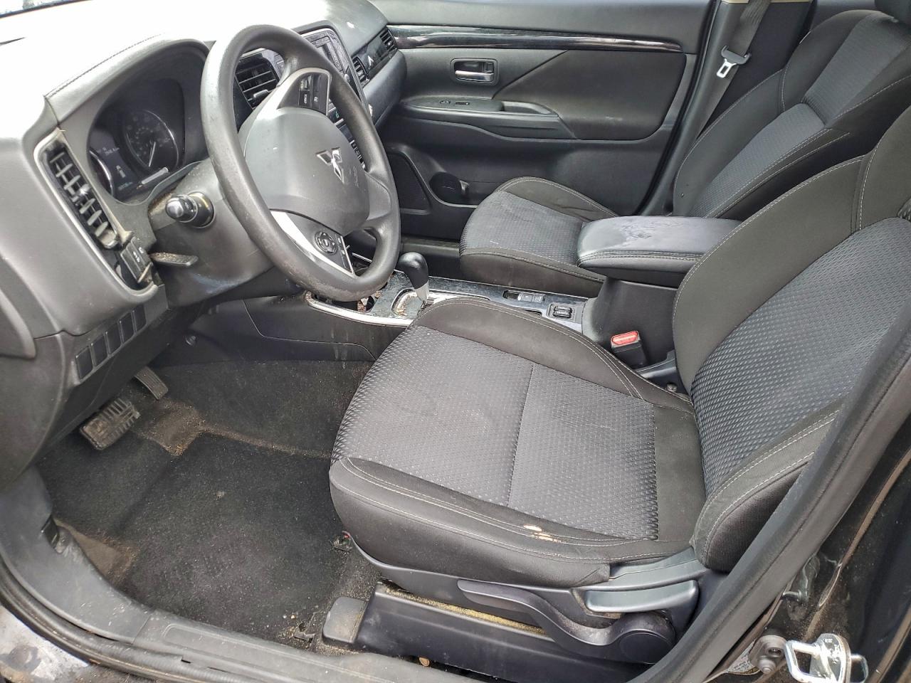 2019 Mitsubishi Outlander Es VIN: JA4AD2A34KZ047327 Lot: 93247975