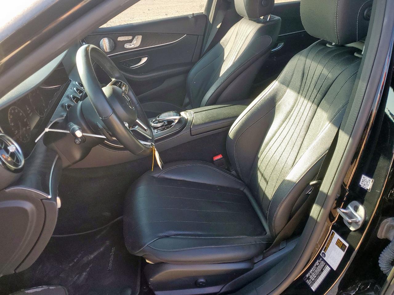 2019 Mercedes-Benz E 300 VIN: WDDZF4JB6KA607763 Lot: 92658475