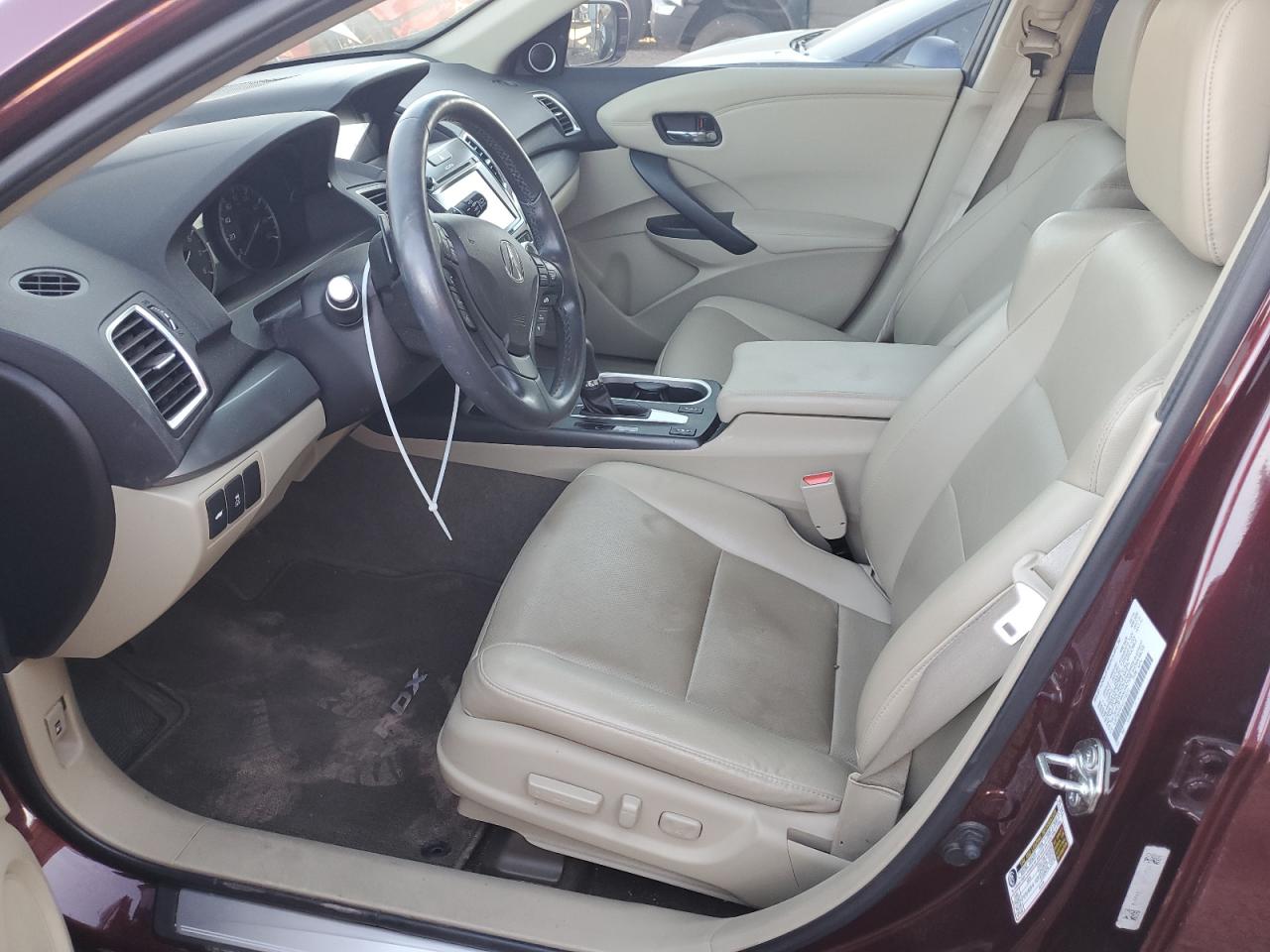 2018 Acura Rdx Technology VIN: 5J8TB3H57JL015072 Lot: 92470175