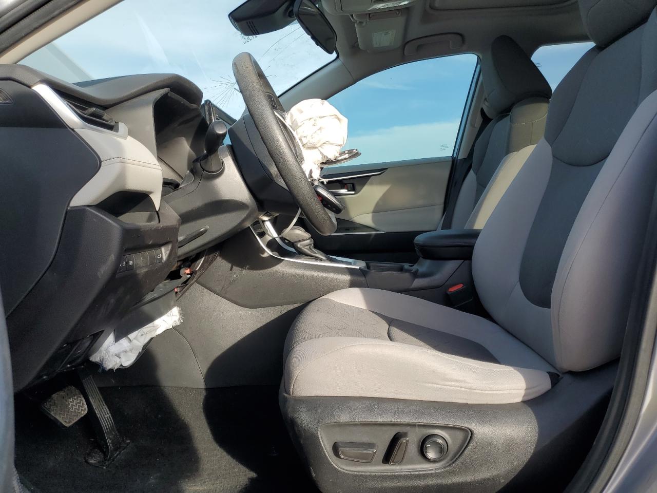 2022 Toyota Rav4 Xle VIN: 2T3W1RFV7NC182217 Lot: 92358515