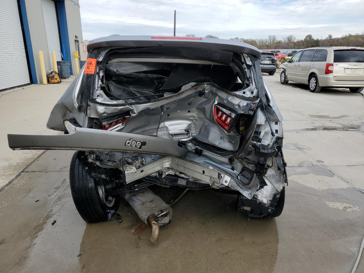 2018 Jeep Compass Latitude VIN: 3C4NJCBBXJT502165 Lot: 92046605