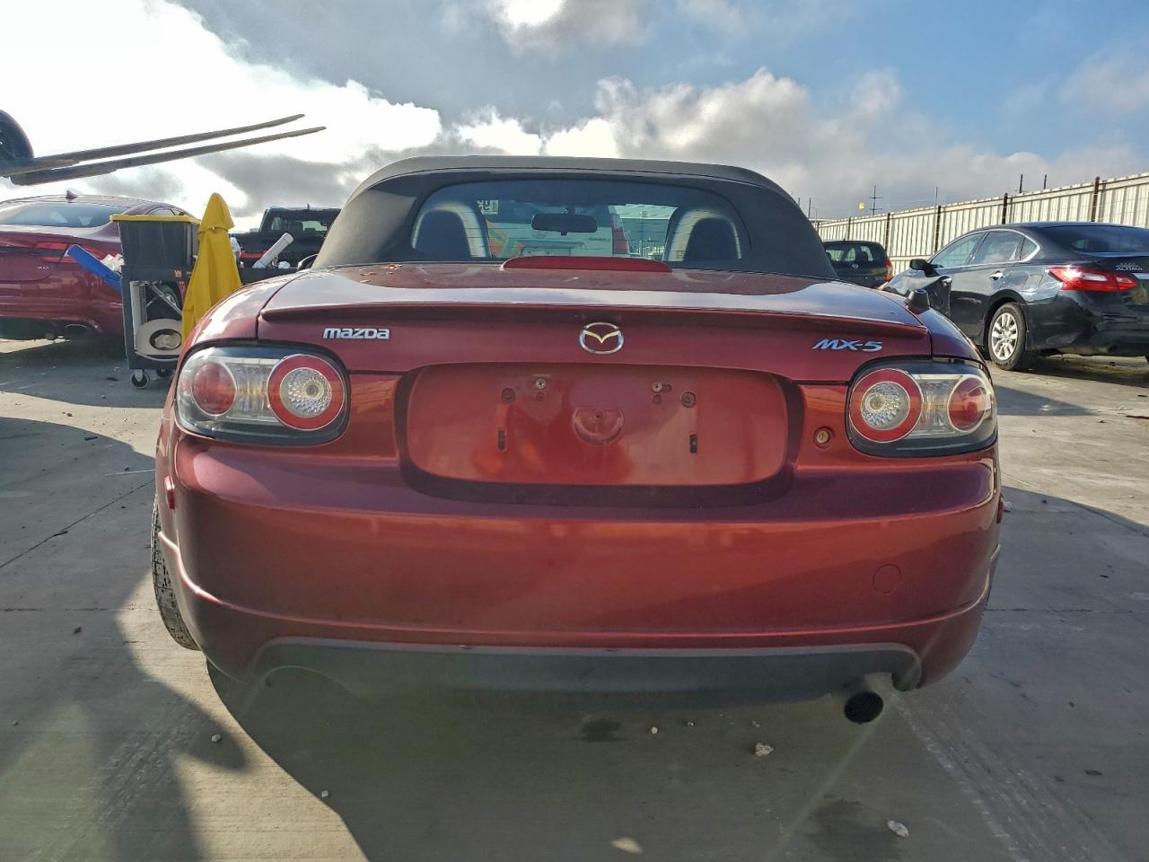2006 Mazda Mx-5 Miata VIN: JM1NC25F560119211 Lot: 93735415