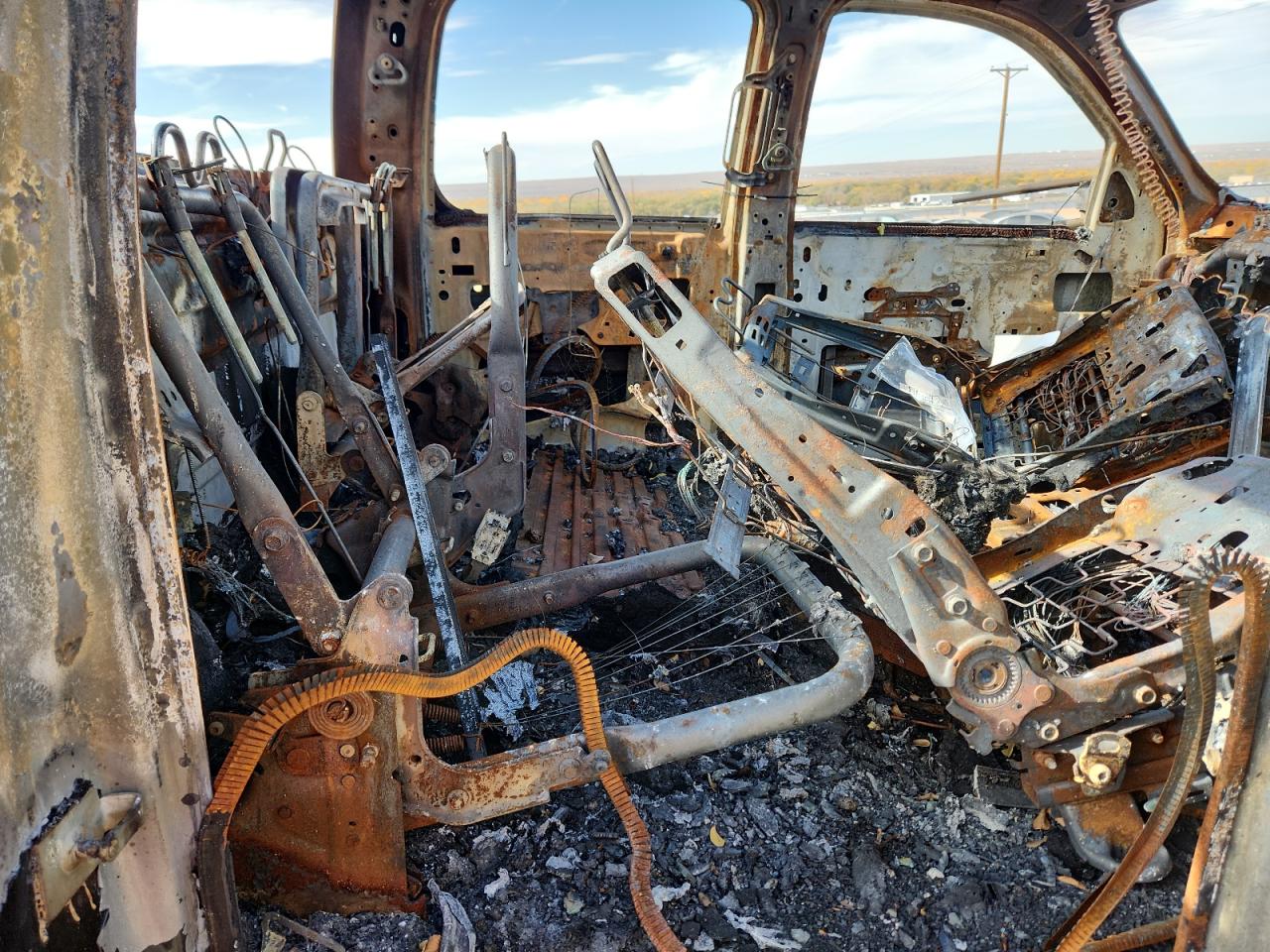 2011 GMC Sierra K2500 Denali VIN: 1GT125C88BF125910 Lot: 90816355