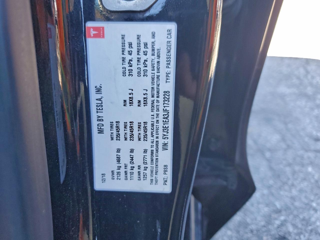 2018 Tesla Model 3 VIN: 5YJ3E1EA3JF173228 Lot: 93717545