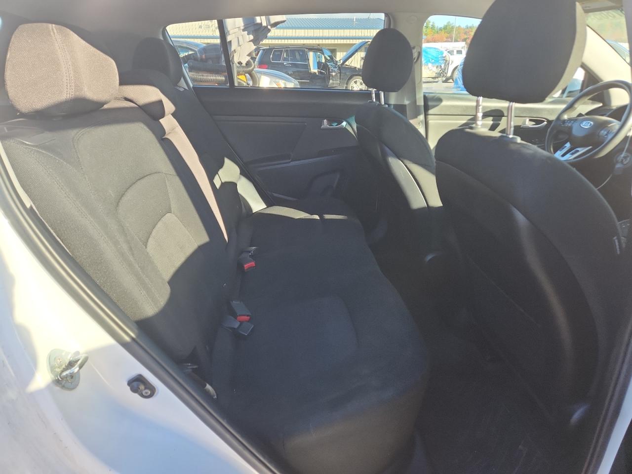 2011 Kia Sportage Lx VIN: KNDPBCA27B7094138 Lot: 90687865