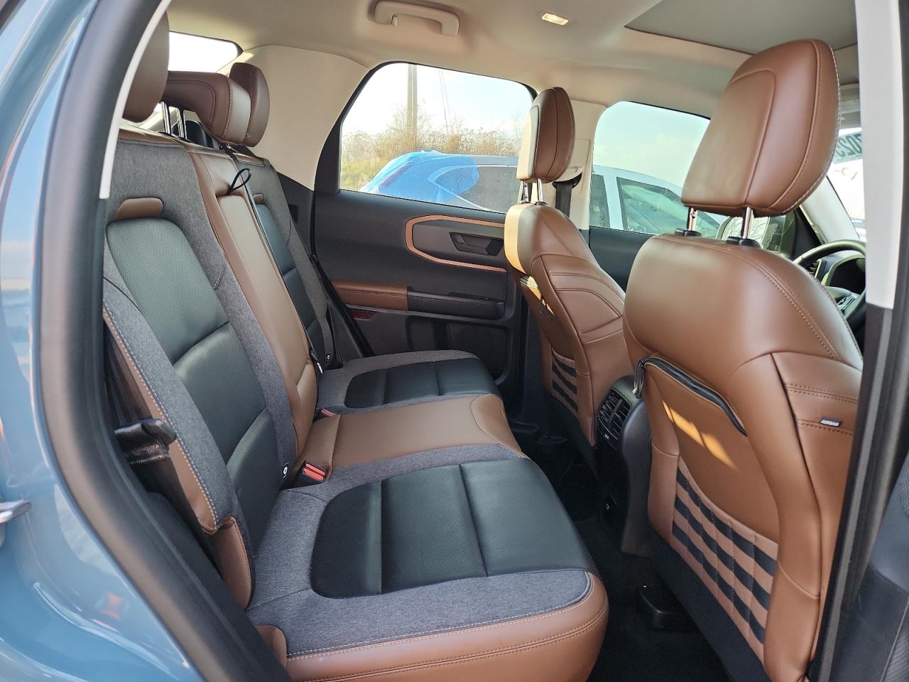 2021 Ford Bronco Sport Outer Banks VIN: 3FMCR9C65MRA34833 Lot: 92437025