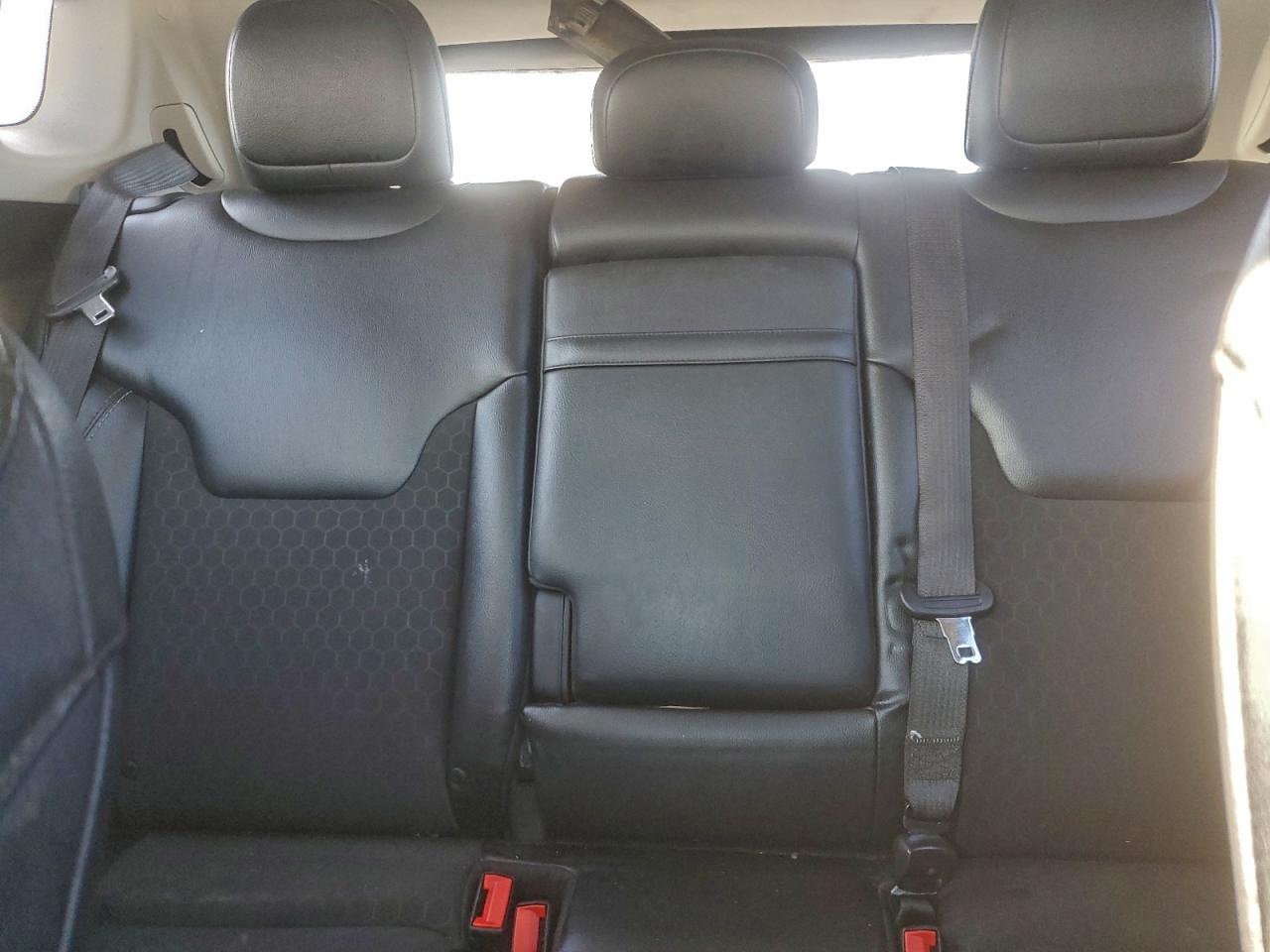 2018 Jeep Compass Latitude VIN: 3C4NJCBB3JT293206 Lot: 93538875