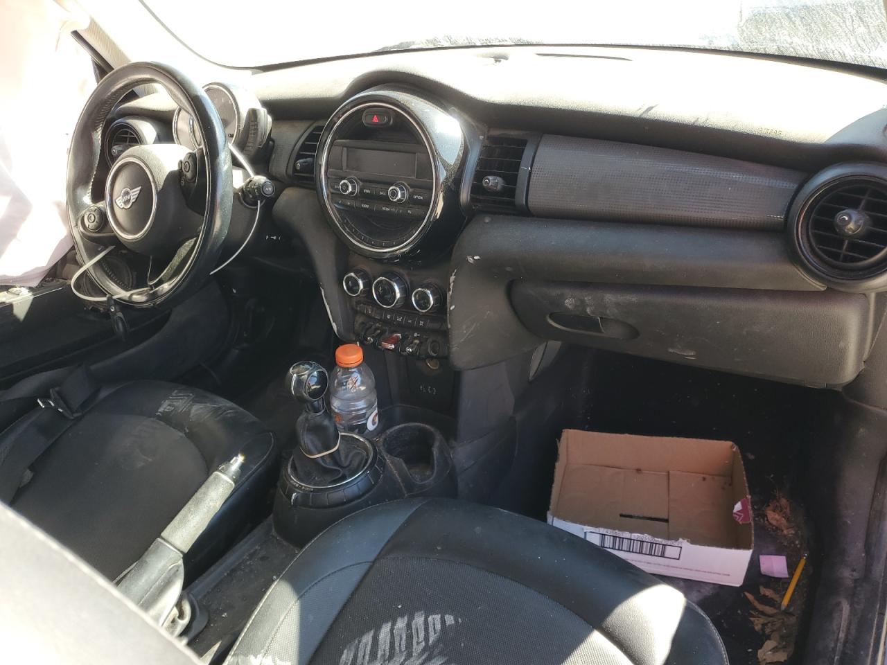 2015 Mini Cooper VIN: WMWXM5C50FT973942 Lot: 92675965