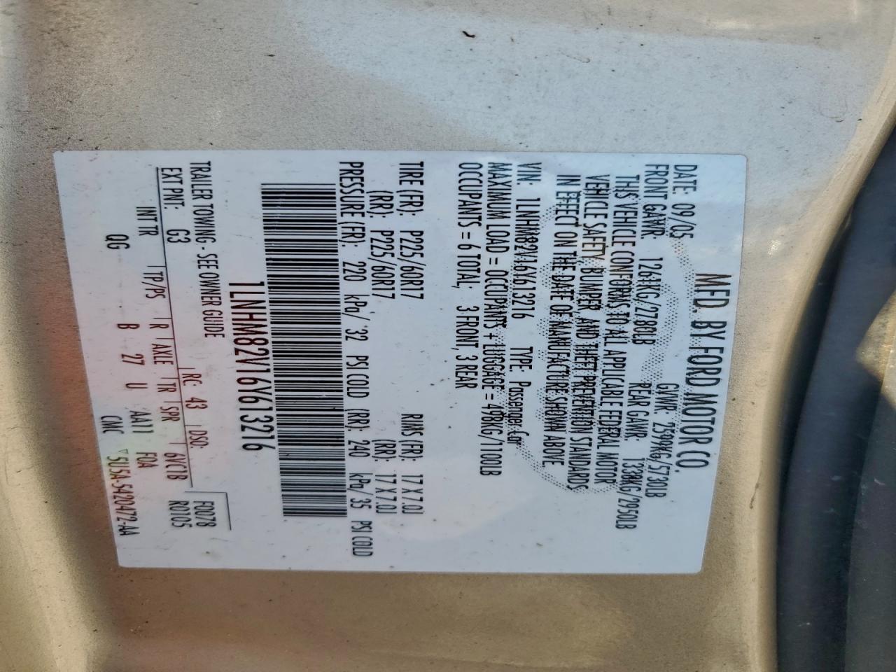 2006 Lincoln Town Car Signature Limited VIN: 1LNHM82V16Y613216 Lot: 93319525