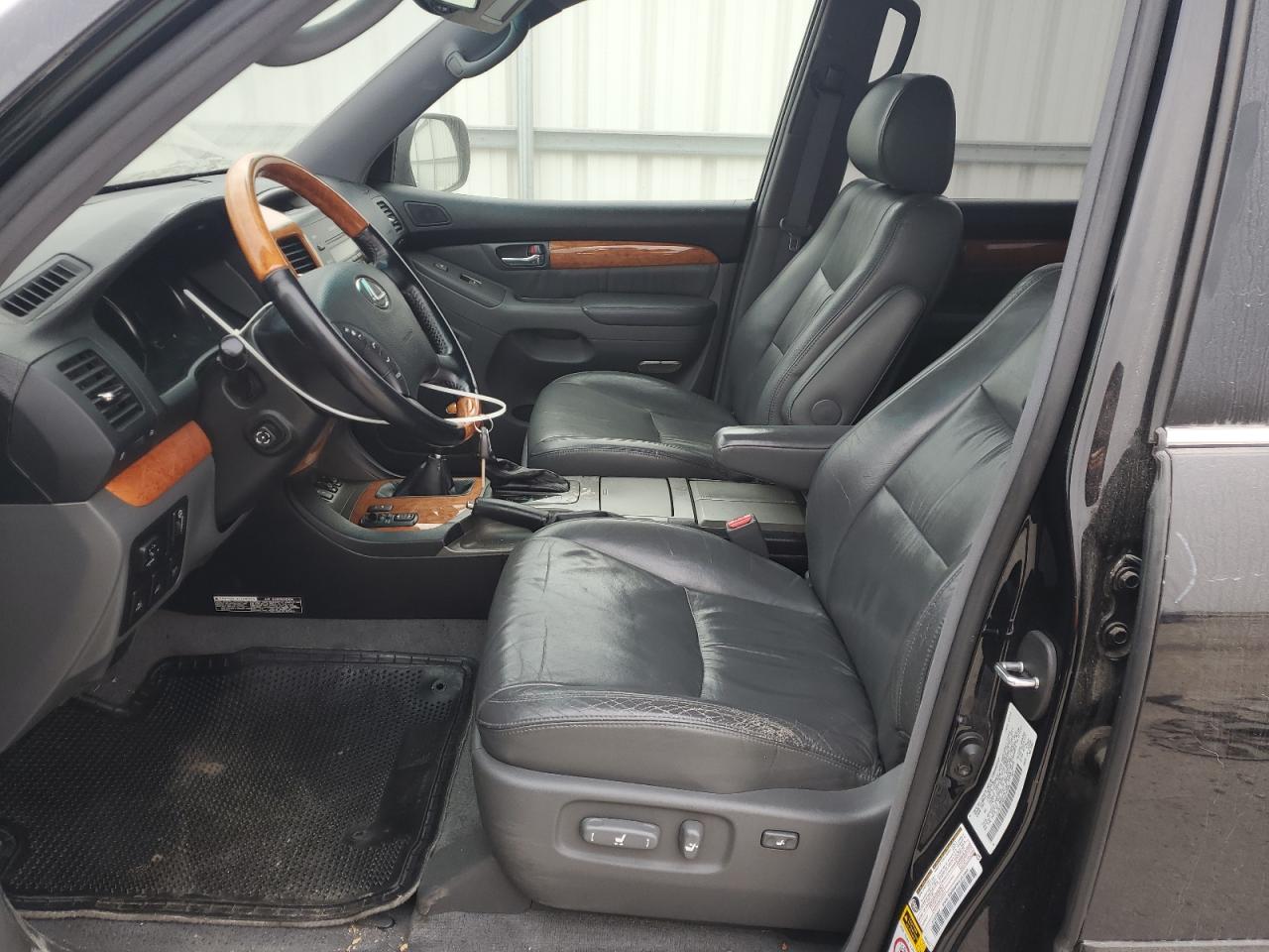 2004 Lexus Gx 470 VIN: JTJBT20X640045990 Lot: 92912035