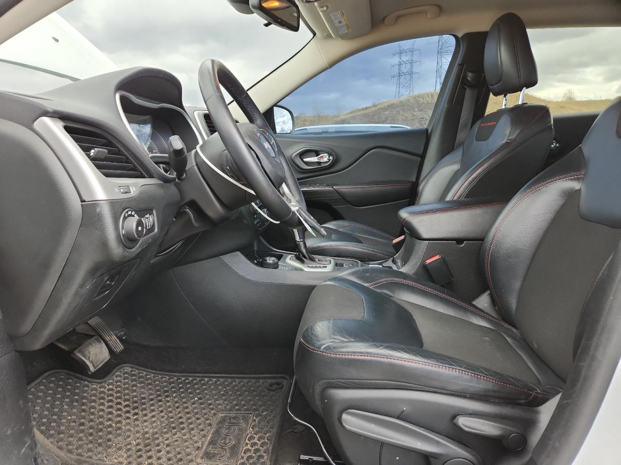 2015 Jeep Cherokee Trailhawk VIN: 1C4PJMBS6FW513115 Lot: 93282285