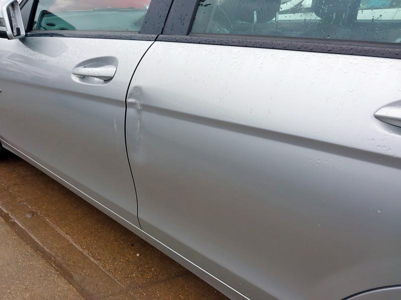 2011 MERCEDES-BENZ C CLASS C220 CDI BLUEEFFICIENCY SE 4DR