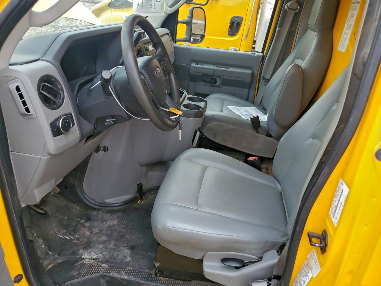 2022 Ford E350 Box Truck VIN: 1FDWE3FN9NDC08986 Lot: 92044405