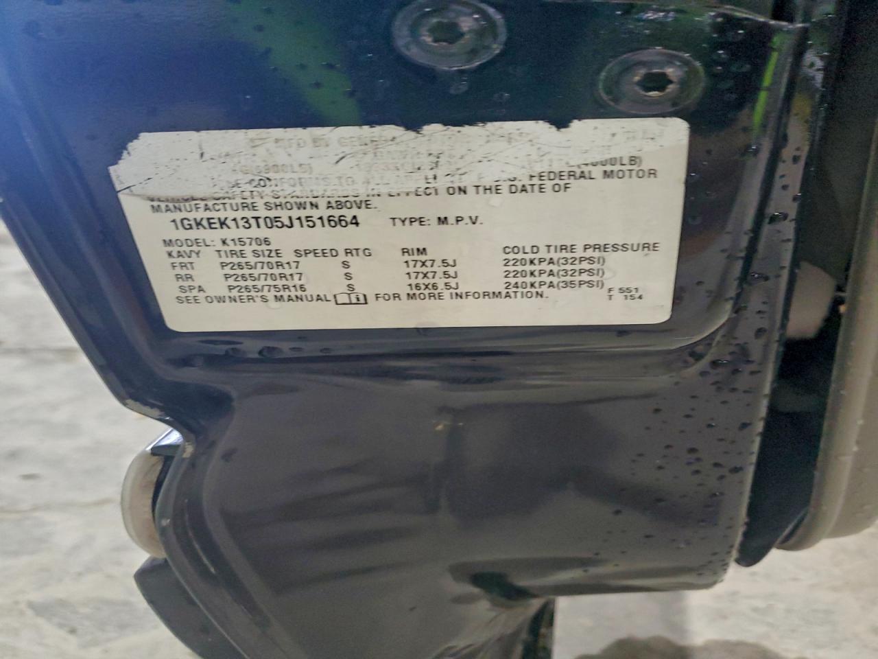 2005 GMC Yukon VIN: 1GKEK13T05J151664 Lot: 93837465