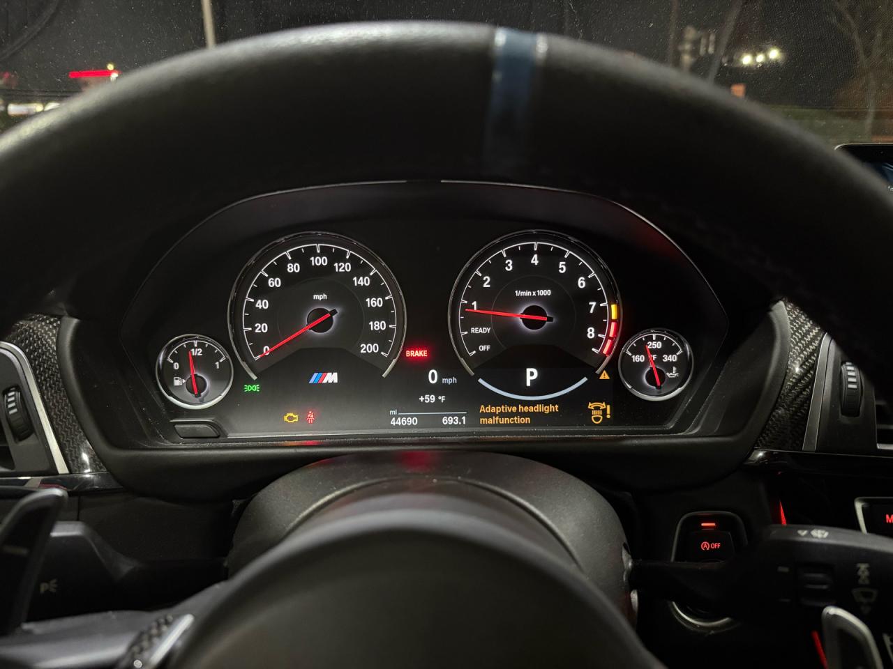 Фото: WBS8M9C59H5G84818