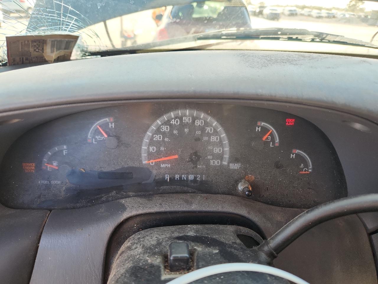 2002 Ford F150 VIN: 1FTRX17W72KA30199 Lot: 92919805